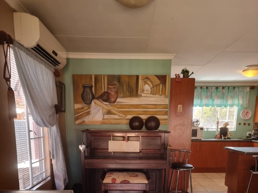 3 Bedroom Property for Sale in Kathu Northern Cape